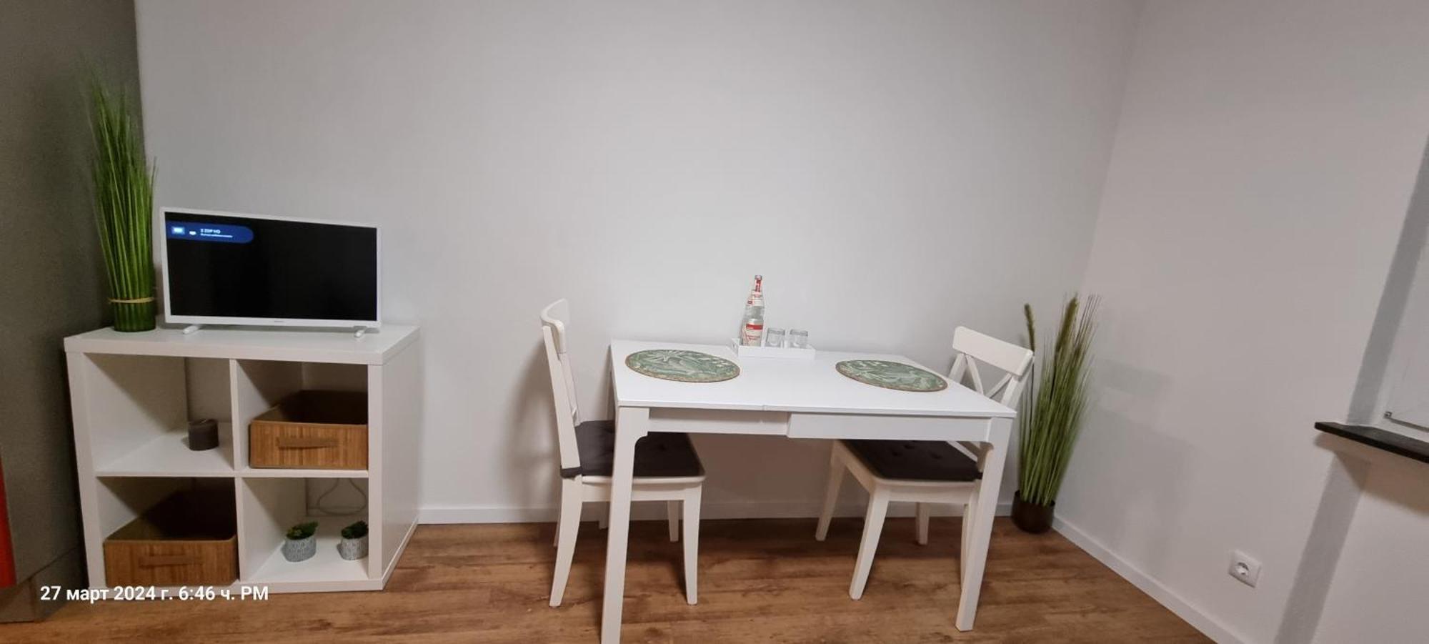 Studio Apartment Naehe S-Bahn Inklusive Parkplatz Oberesslingen Esterno foto