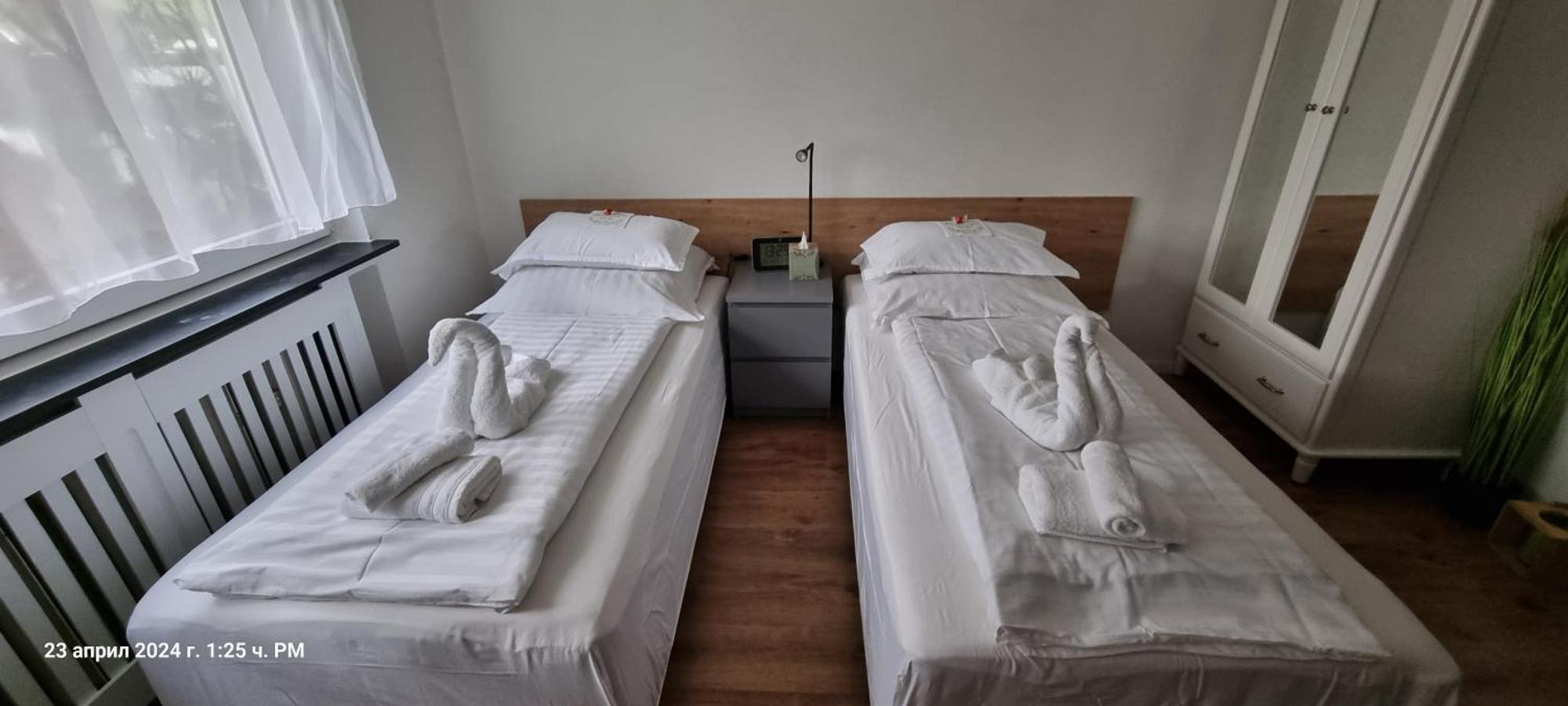Studio Apartment Naehe S-Bahn Inklusive Parkplatz Oberesslingen Esterno foto