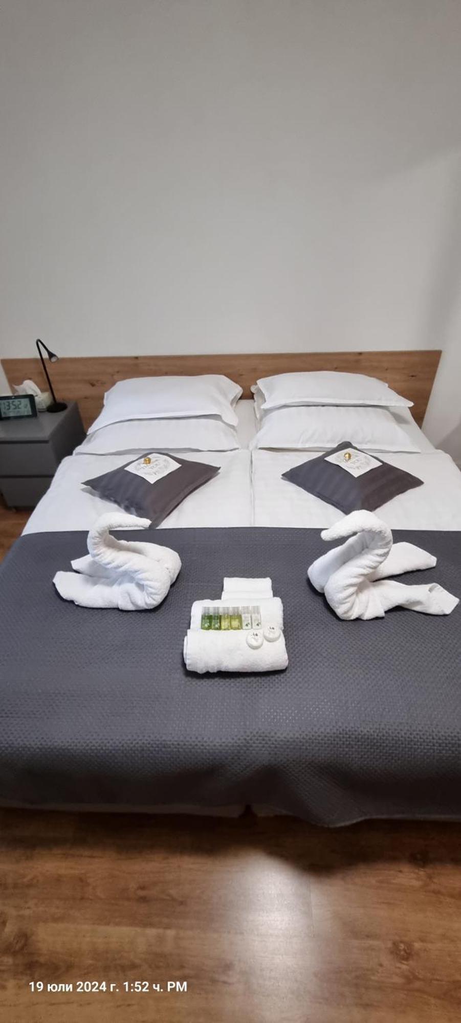Studio Apartment Naehe S-Bahn Inklusive Parkplatz Oberesslingen Esterno foto